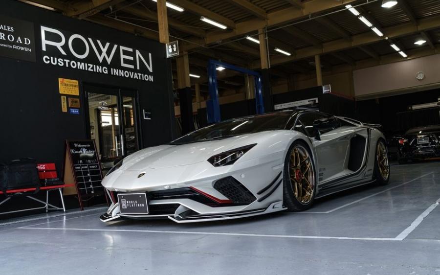 Lamborghini Aventador S by Rowen 2018 года  (фото 4 из 15)